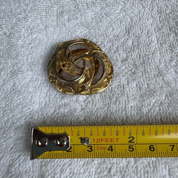 Vintage Gold Tone Ornate Scarf Ring / Slide Unisex - Picture 4 of 9